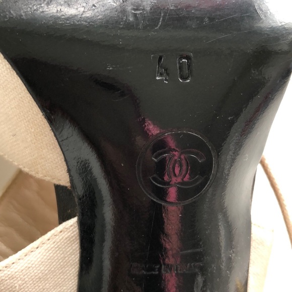 Chanel ankle wrap sandals size 40, fits like 8 - Picture 4 of 16